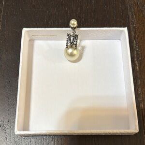 My ABCDior M Crystal Pearl Tribale Earring Black Silver